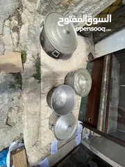  1 عدة مستعمله شيء بسيط للبيع بالمري كهرباء + طناجر طبخ الامنيوم عدة احجام