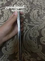  3 تلفون infinix hot 40i بحالة جيدا مع كرتونة وشاحن الاصلي +كفر