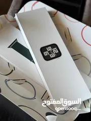  1 ساعه ابل SE 2 اصدار جديد 2025  بلون ضوء الإطار النجوم الحزام بلون أخضر البحيرات مقاس 44