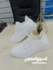  1 أحذية بسعر العرض