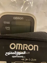  2 جهاز ضغط Omron m6 comfort