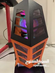  2 بيسي قيمنق، مع سيت أب طاولة و شاشة 144hz