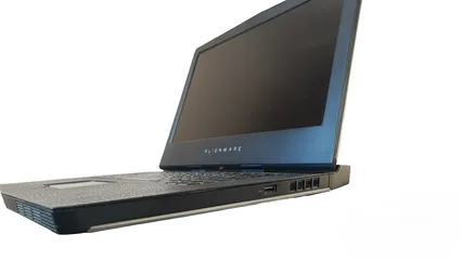  3 Dell Alienware 15 R3 laptop
