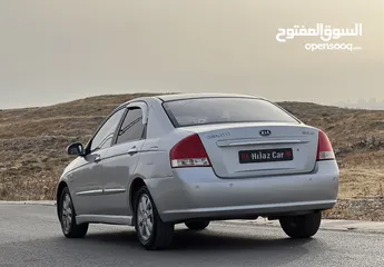  9 سيراتو 1600 بنزين اوتومات سيارة بيتية ممتازة يد ثانية عداد 155 الف km