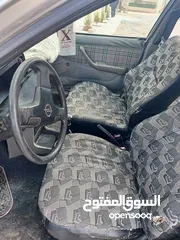  4 سيارة اوبل كاديت ستيشن بحالة جيدة للبيع .