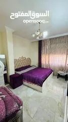  14 شقه طابق اول مع حديقه واسعه للبيع ابو نصير / مقابل الكليه البحريه