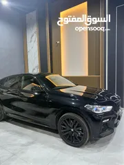  10 BMW X6 M  2021