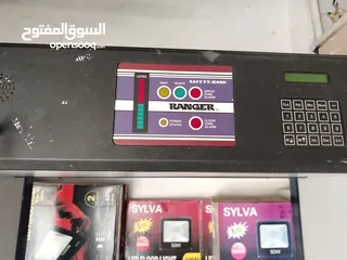 4 بوابات تفتيش