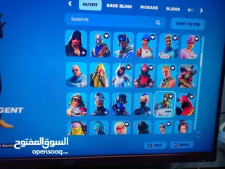  9 حساب فورتنايت نادر 220 سكن اساسي كامل معلوماته ضمان مدى الحياه (سيزون 2)