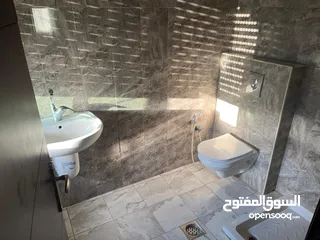  9 شقة جاهزة للسكن بالريحان مع مطبخ وديكورات وبناء حديث