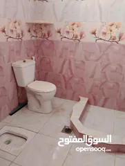  12 يوجد بيت للبيع