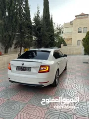  3 اكتافيا لورين  كلمنت