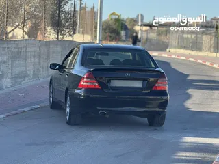  3 مرسيدس C180