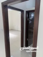 9 شقة طابو للبيع كاش فقط ، مشطبة جاهزة للسكن نابلس قرب الجامعة القديمة في المخفية الشارع الرئيسي