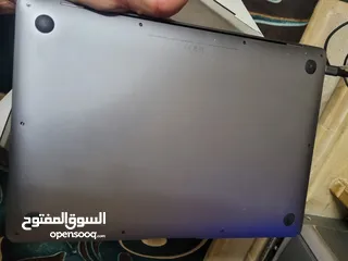  5 Mac book air 2020 screen broken