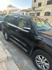  3 تويوتا لاند كروزر 2012