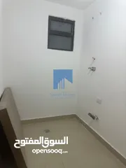  2 شقة أرضية فاخرة للبيع في خلدا - مقابل المواصفات والمقاييس 240م مع ترسات 250م لم تسكن