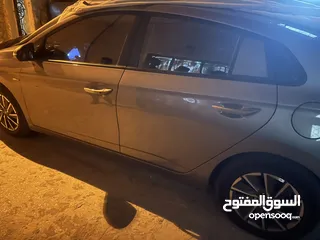  2 بيع سيارة هونداي ايونيك  2020