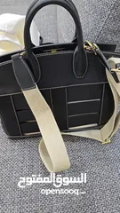  27 شنطة جلد طبيعي ( salvatore ferragamo calfskin thestudiocagebagsella) صناعة ايطالية