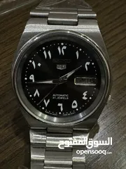  2 Seiko 5 (Arabic dial)