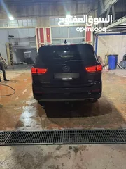  4 Kia SORENTO