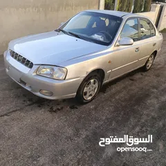  5 للبيع هونداي فيرنا موديل 2000 لون فضي للجادين ان شاء الله ما راح اقصر معهم