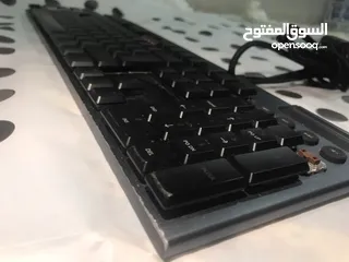  2 logitech G815