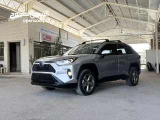  9 تويوتا راف فور ((2021)) XLE بريميوم، بطاريه ليثيوم، فل كامل، فورويل، حرة، بحالة الوكاله، بسعر مميز..