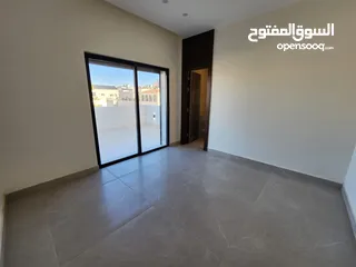  20 روف فاخر للبيع في عبدون ref : 14387