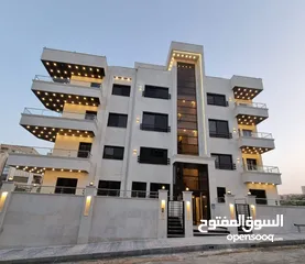  5 حي الريان الجبيهة شقة طابق ثالث مع رووف للبيع