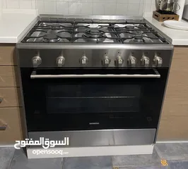  5 كنب مستعمل لون زيتي 190 دينار