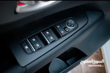  8 Kia k3 عمان