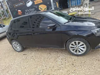  4 سكودا فابيا 2015 للبيع او للبدل