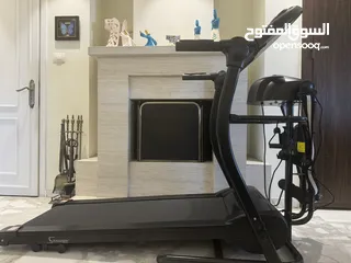  1 جهاز تردميل بحالة جديدة استعمال قليل treadmill