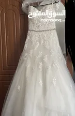  1 بدلة عرس فخمة من the wedding shop