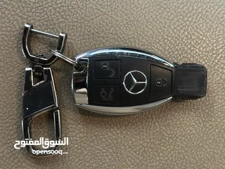  15 جيب مرسيدس للبيع ML 350  فل الفل . بوضع ممتاز البيع بسبب السفر فرصة لن تتكرر . انظف واحلا حبه