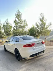  7 Jaguar XE 2018