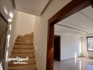  23 شقة دوبلكس للبيع في ضاحية الامير راشد جديدة لم تسكن
