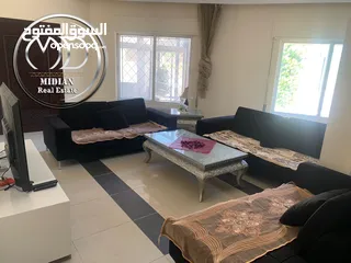  1 شقة ارضية للبيع الدوار السابع مساحة 135م مع ترس 50م سوبر ديلوكس بسعر مميز جداً
