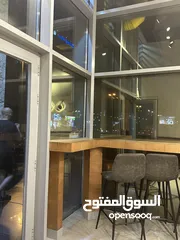  2 مطلوب شريك و ممول لمطعم قائم