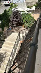  7 بيت مستقل مكون من طابقين وروف