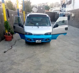  1 باص H100 موديل 2001