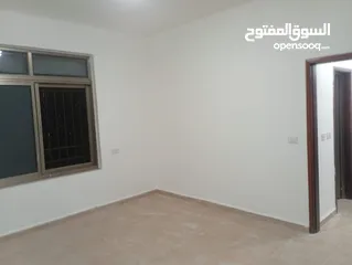  5 شقه للايجار