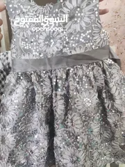  2 فساتين عمر 3،4سنين
