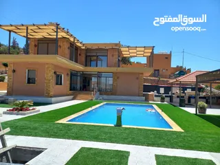  6 مزرعة للبيع في اجمل مناطق صبيحي مسبح و فيلا