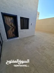  3 شقة مميزة طابق تسوية جديده ببناية حديثة البناء