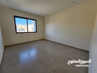  22 شقة طابقية فاخرة للبيع في عبدون  ref : 14385