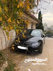  3 سيارة Seat Leon Xcellence 2018 للبيع بحالة ممتازة بسعر الكاش فقط .