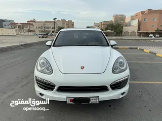  1 Porsche Cayenne S