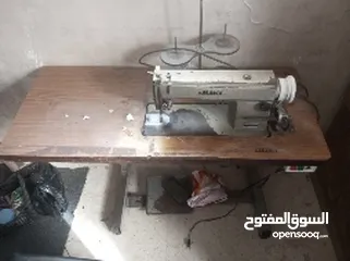  1 ماكينة خياطة juki يابانية اصلية
